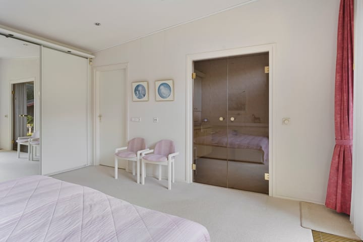 Foto 21 van Vredenburglaan 4