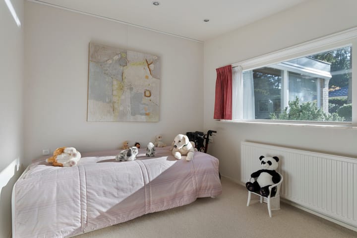 Foto 28 van Vredenburglaan 4