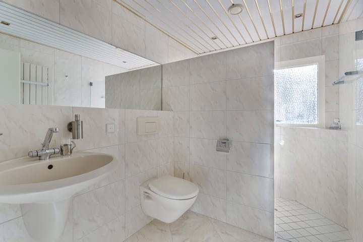 Foto 29 van Vredenburglaan 4