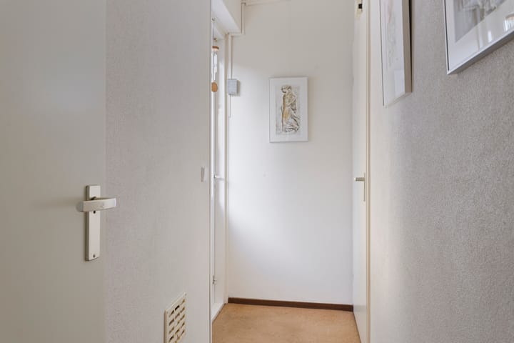 Foto 32 van Vredenburglaan 4