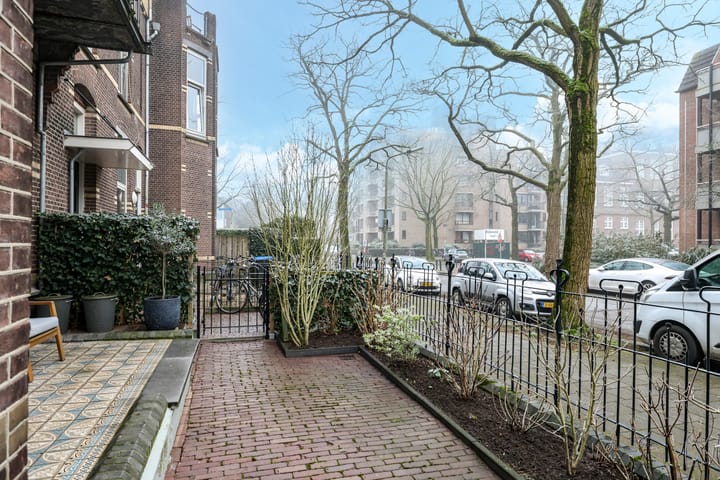 Foto 49 van Staringstraat 21-A