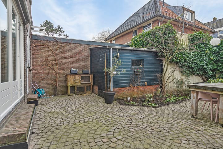 Foto 29 van Van Dijkstraat 11