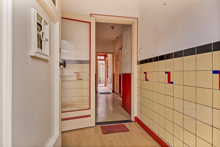 Foto 6 van van Heutszstraat 67