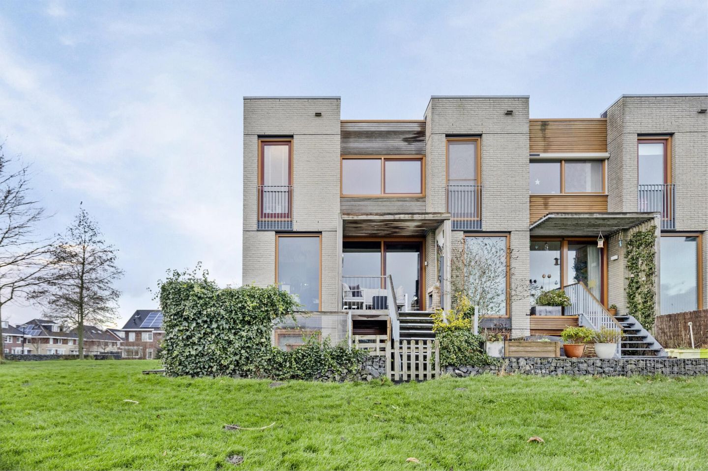 Foto 1 van Weegbree 31