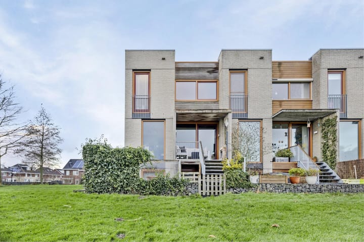 Foto 1 van Weegbree 31