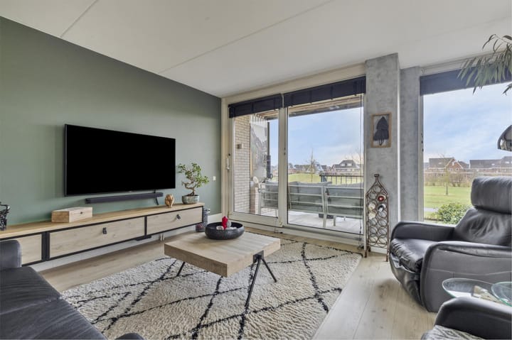 Foto 15 van Weegbree 31