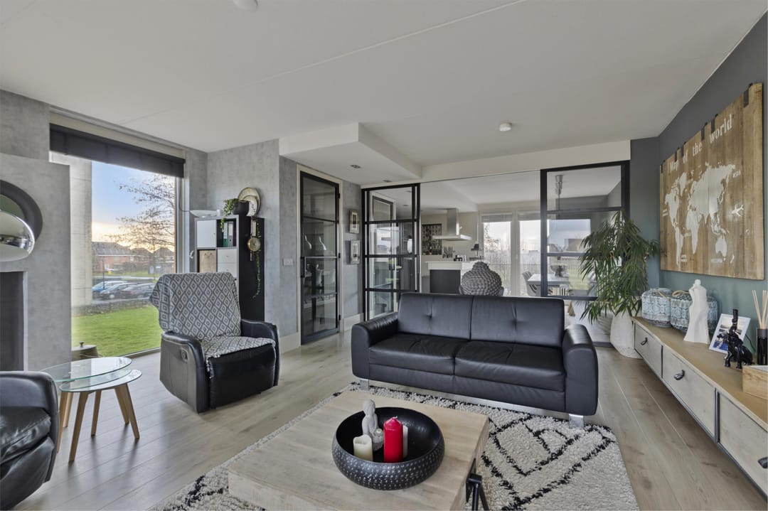 Foto 16 van Weegbree 31