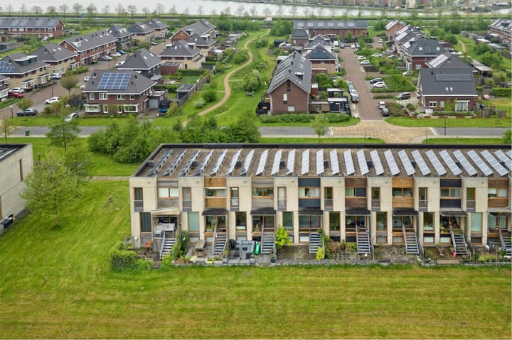 Foto 42 van Weegbree 31