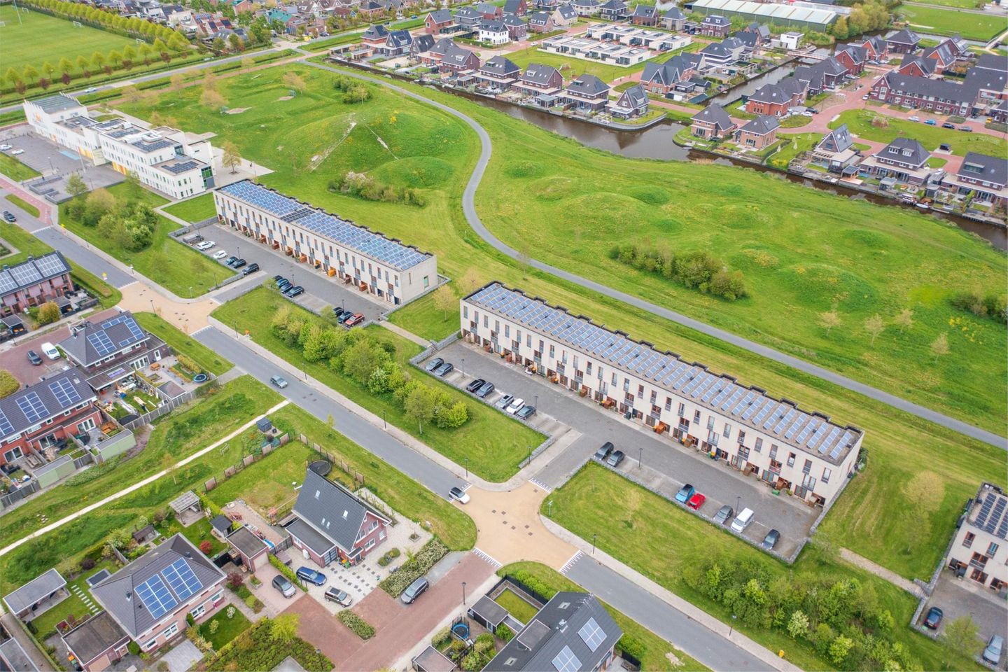 Foto 50 van Weegbree 31