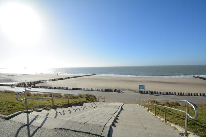 Photo 12 of Smidsstraat 15-A