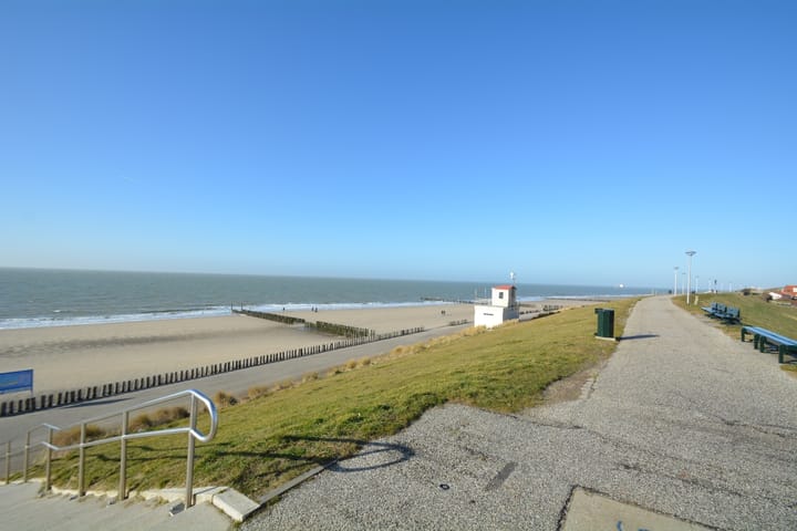 Photo 13 of Smidsstraat 15-A