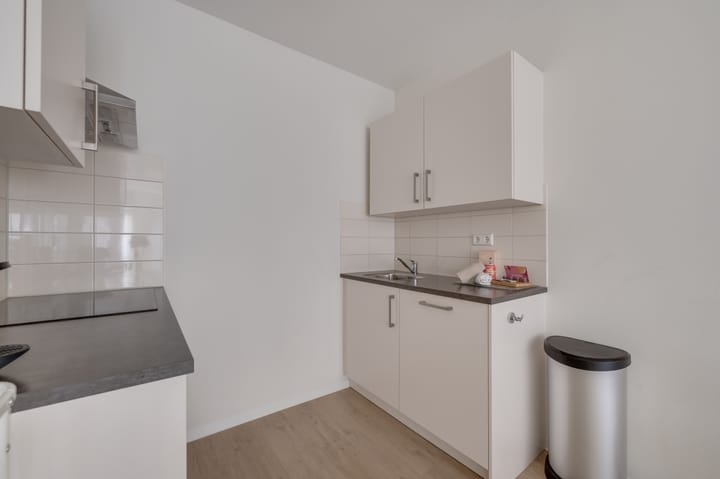 Photo 24 of Smidsstraat 15-A