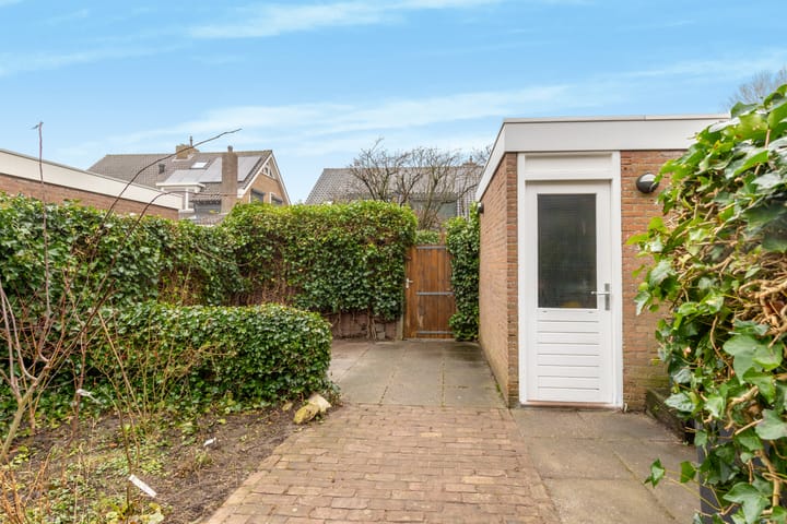 Photo 15 of Paltrokstraat 5