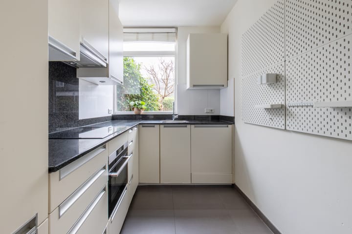 Photo 21 of Paltrokstraat 5