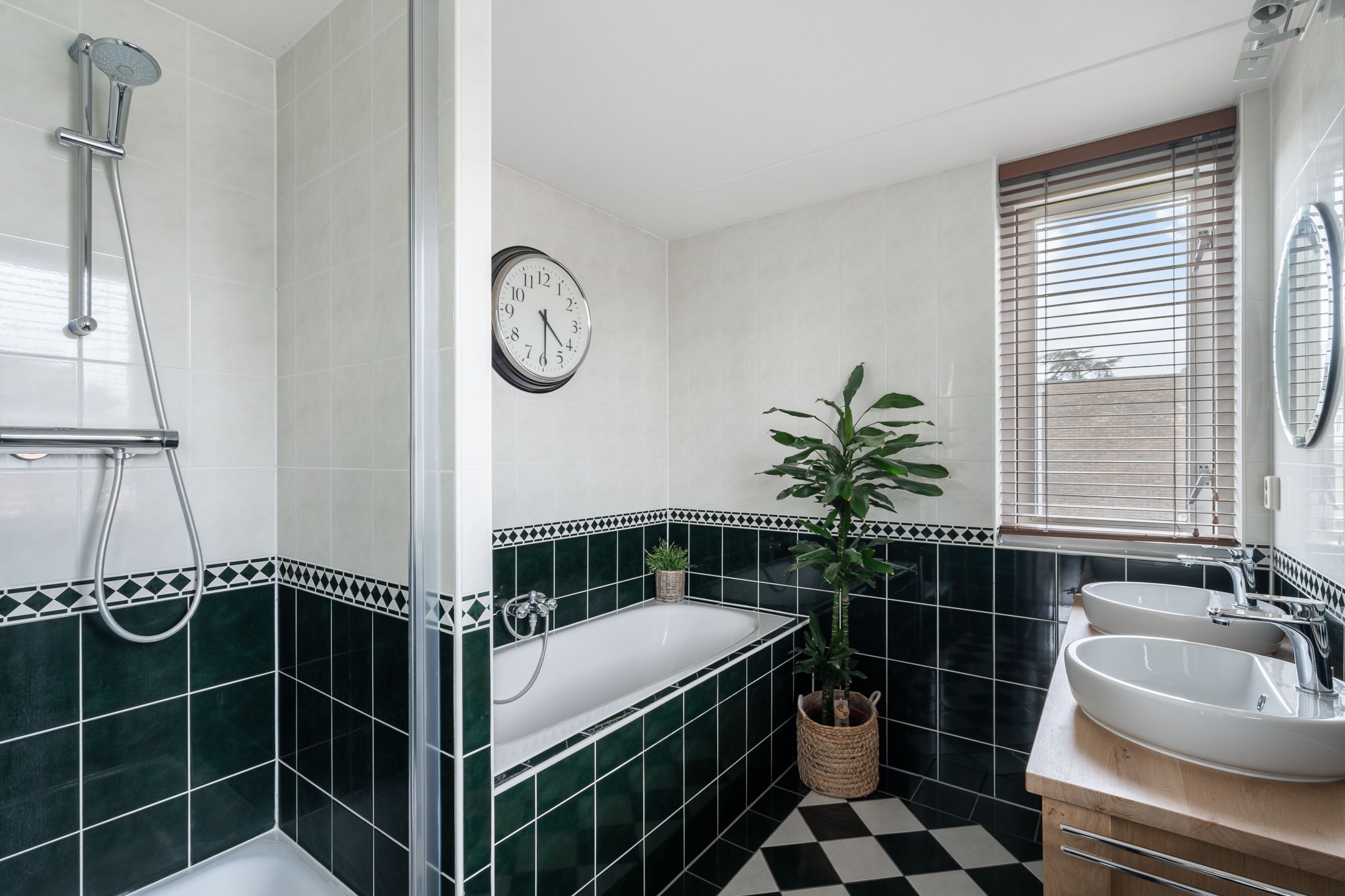 Foto 24 van Van Swaanswijckstraat 42