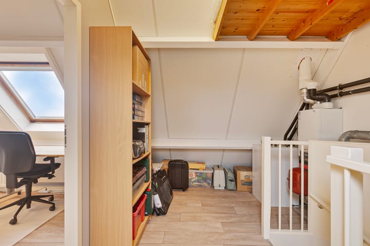 Foto 24 van Martinus Nijhofflaan 64