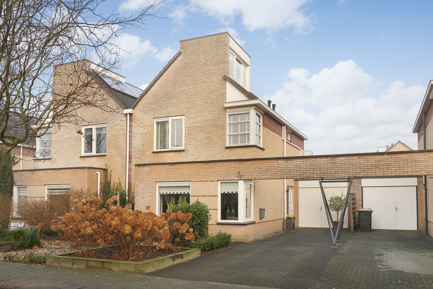 Foto 1 van van Goyenstraat 6