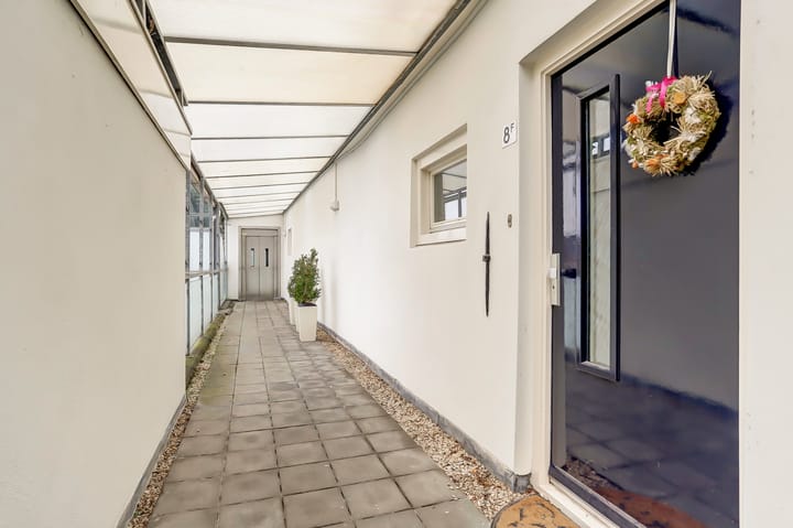 Photo 7 of Voorstraat 8-F