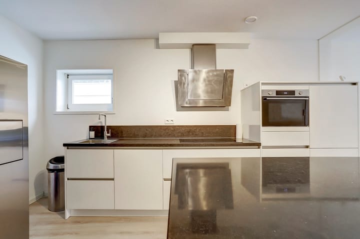 Photo 20 of Voorstraat 8-F