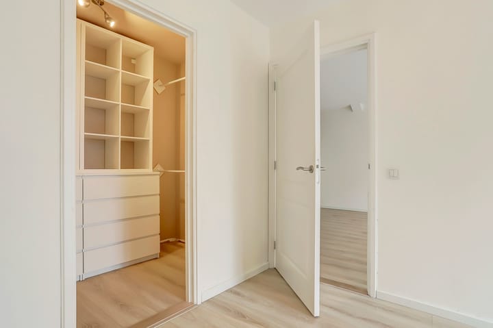 Photo 30 of Voorstraat 8-F