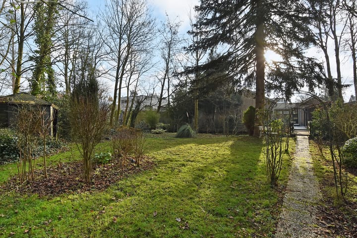 Foto 38 van Brugweg 84