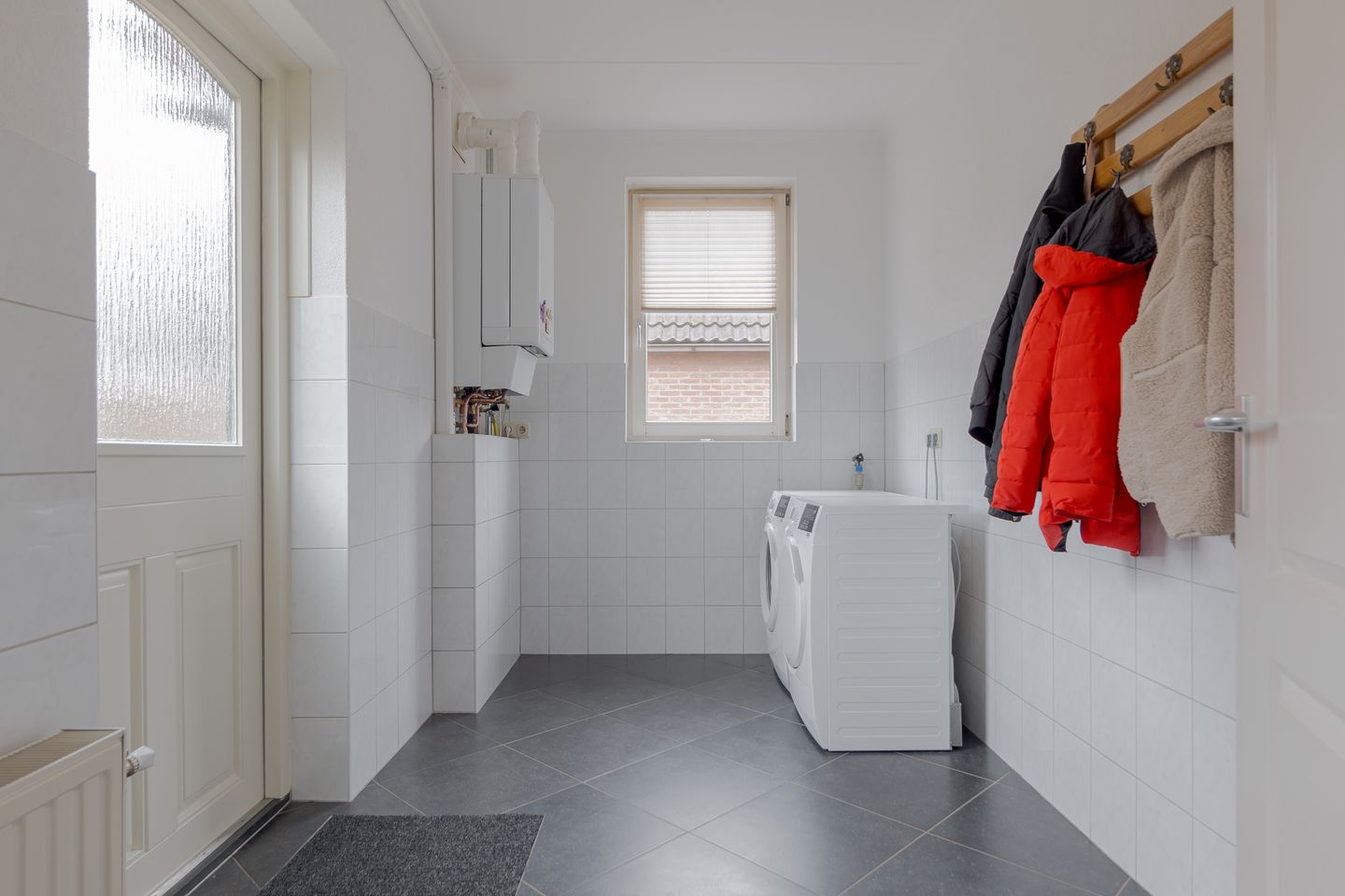 Photo 20 of Havenstraat 8