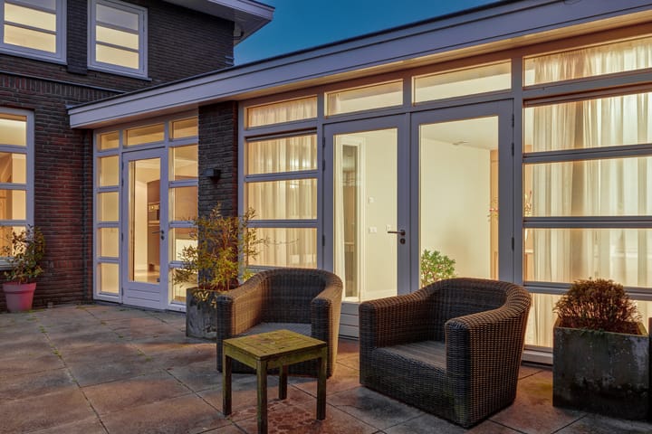 Foto 63 van Schweitzerstraat 2