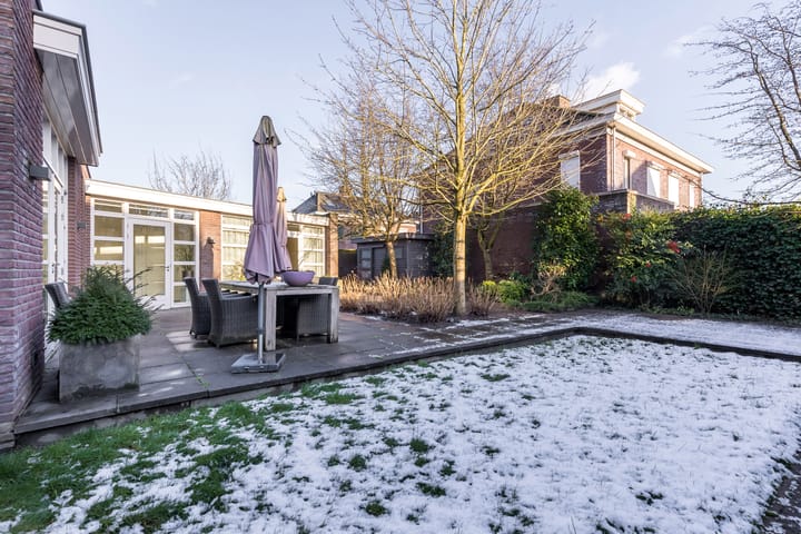 Foto 68 van Schweitzerstraat 2