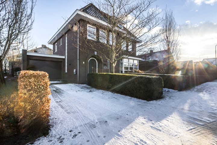 Foto 71 van Schweitzerstraat 2