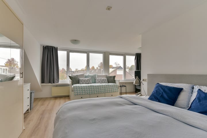 Foto 27 van Albert Schweitzerlaan 49