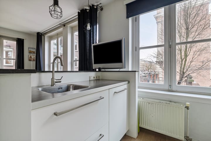 Foto 8 van Raamstraat 35-1