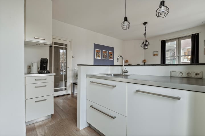 Foto 10 van Raamstraat 35-1