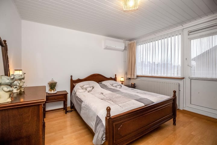 Foto 15 van Buskensstraat 14