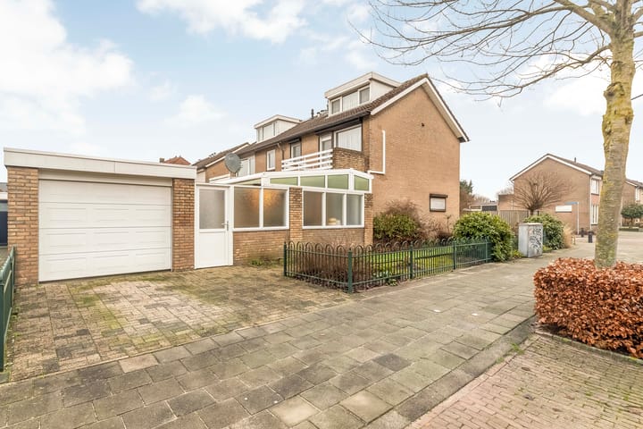 Foto 26 van Buskensstraat 14