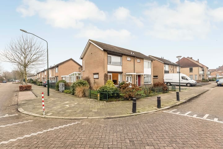 Foto 31 van Buskensstraat 14