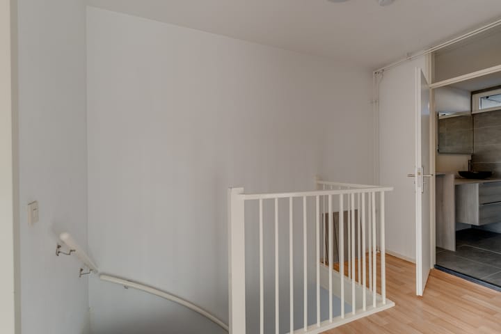 Foto 13 van Furkabaan 28