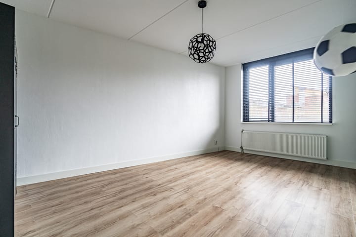 Foto 33 van Vogelkerslaan 36