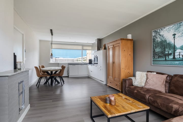 Foto 10 van Jeltingalaan 26