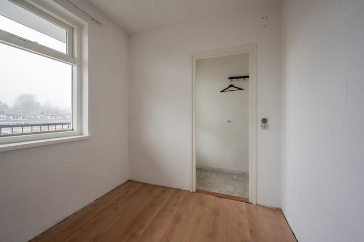 Foto 12 van van Weedestraat 203