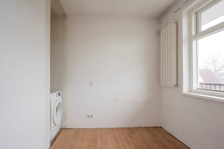 Foto 13 van van Weedestraat 203