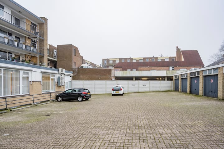 Foto 25 van van Weedestraat 203