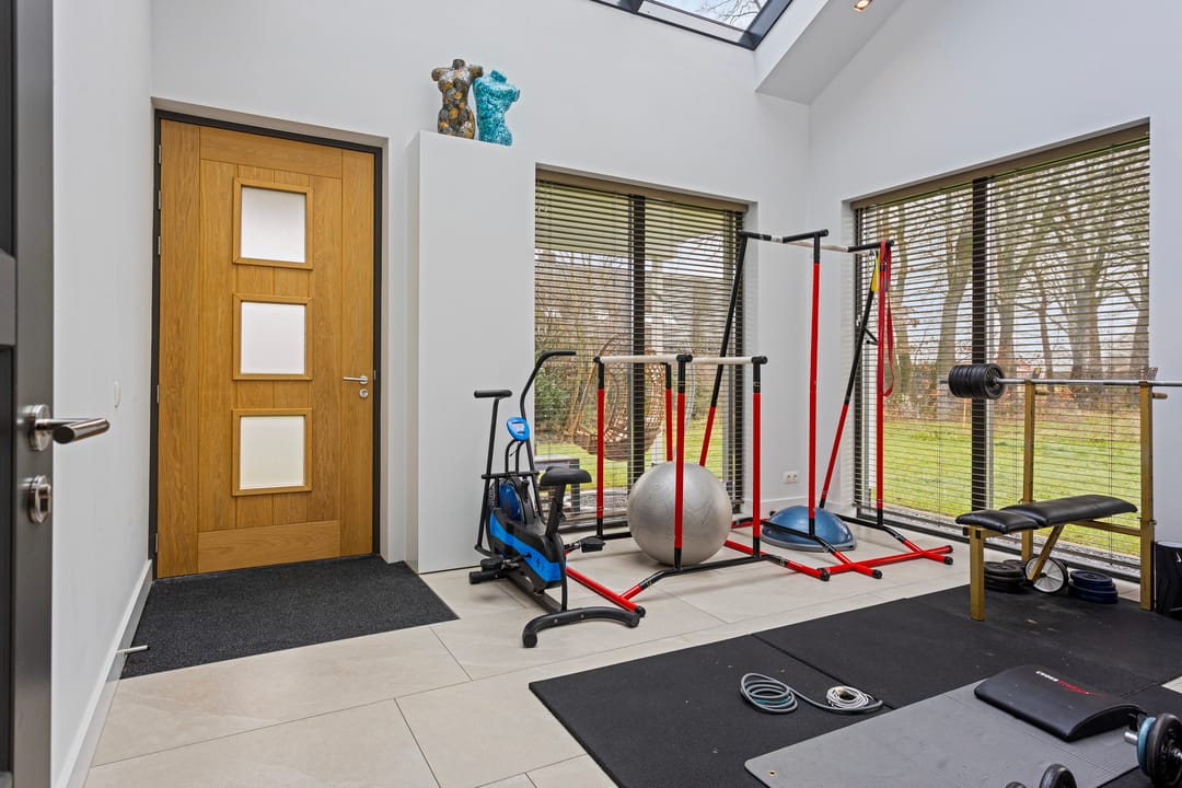 Photo 32 of Meerstraat 46