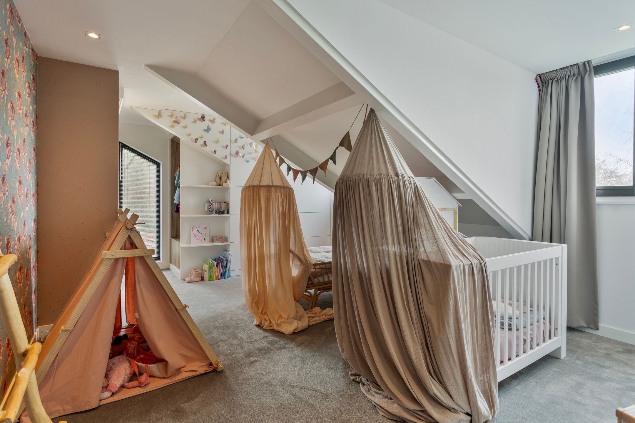 Photo 51 of Meerstraat 46