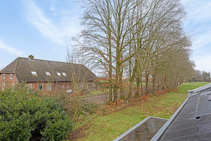 Photo 54 of Meerstraat 46