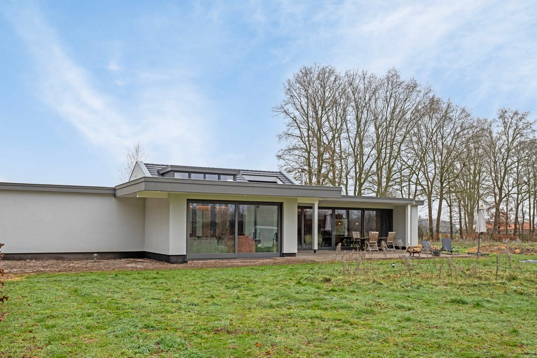 Photo 62 of Meerstraat 46