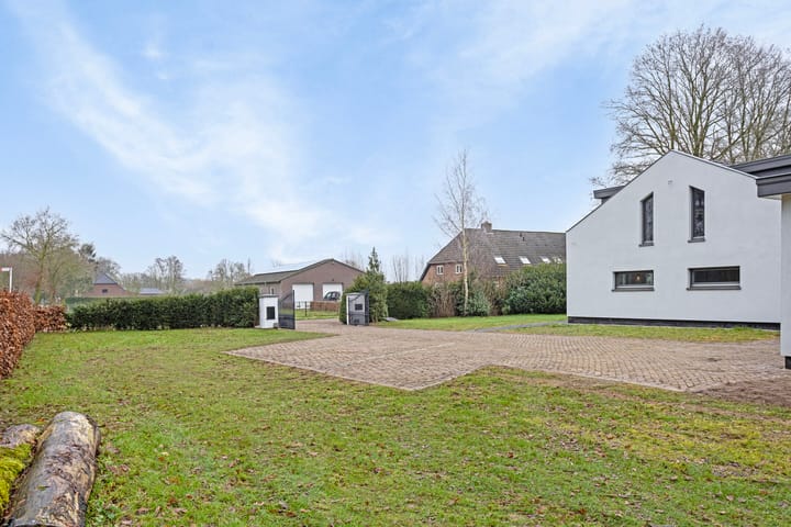 Photo 63 of Meerstraat 46