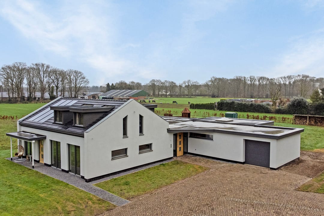 Photo 68 of Meerstraat 46