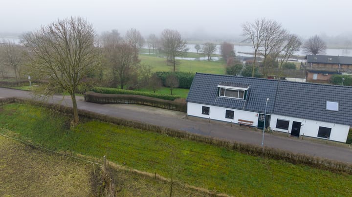 Foto 46 van IJsseldijk 44