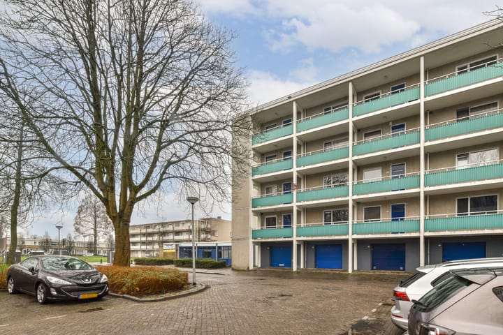 Photo 1 of Sinnigvelderstraat 445