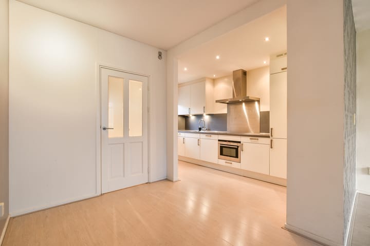 Photo 5 of Sinnigvelderstraat 445